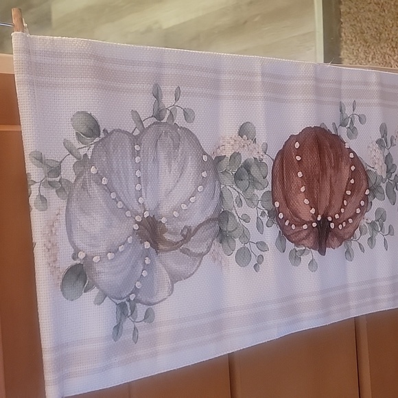 THE FARMHOUSE  RACHEL ASHWELL TABLE RUNNER - Picture 3 of 6